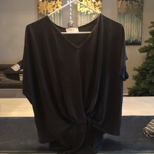 Lavender Field soft-spun knotted top